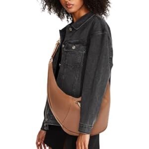 NWT Steve Madden BDannie Crossbody Half Moon Sling Bag